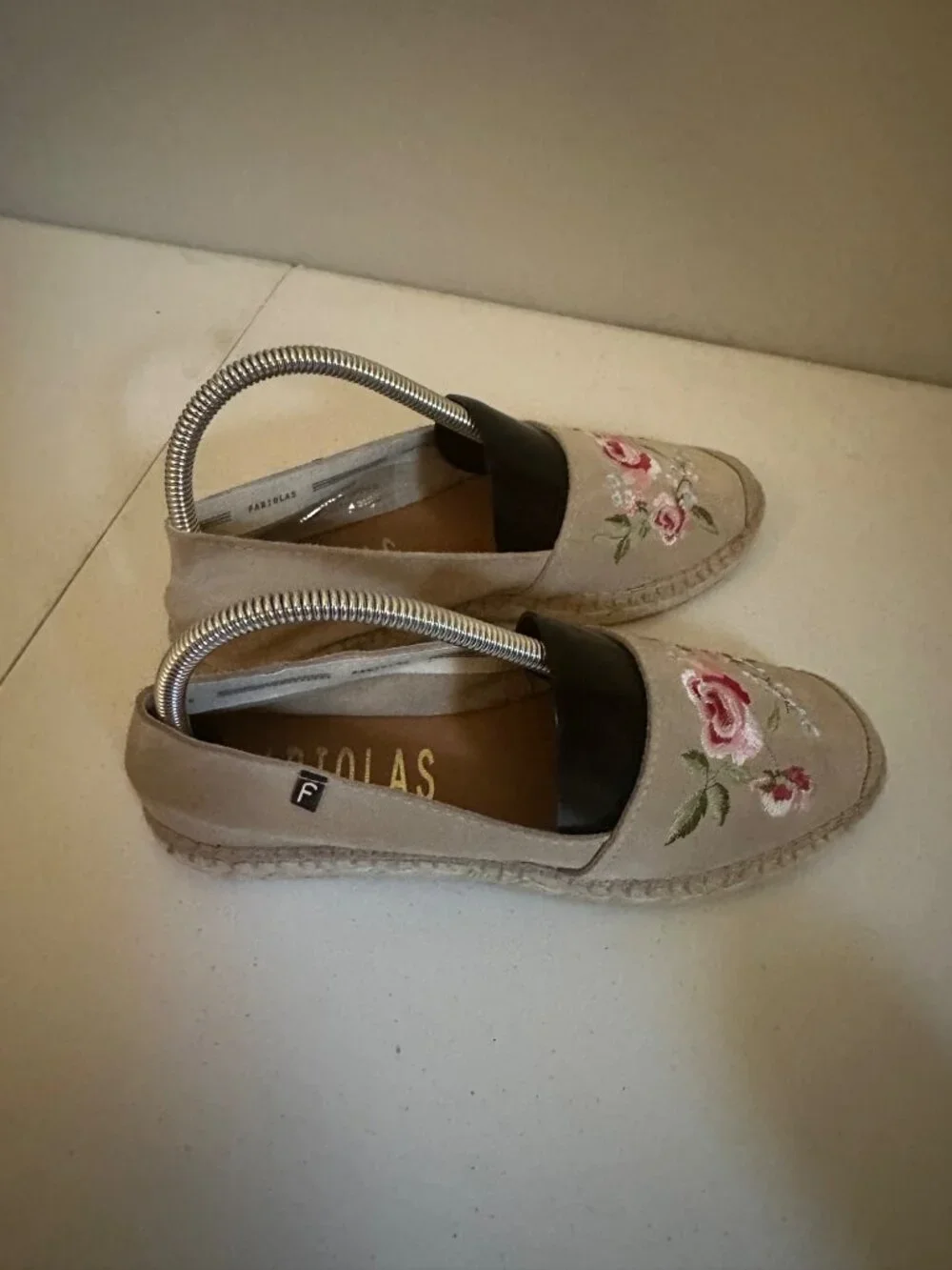 Fabiolas Espadrilles Tan Suede Leather Women’s Floral 38/8.5 Made In Spain